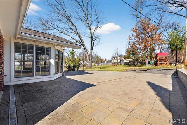 5 Clerbrook Lane, Ladue, MO 63124