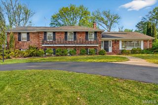 5 Clerbrook Lane, Ladue, MO 63124