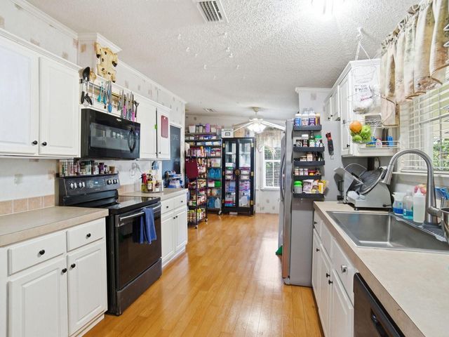 27930 LEATHERWOOD CIRCLE, Punta Gorda, FL 33950