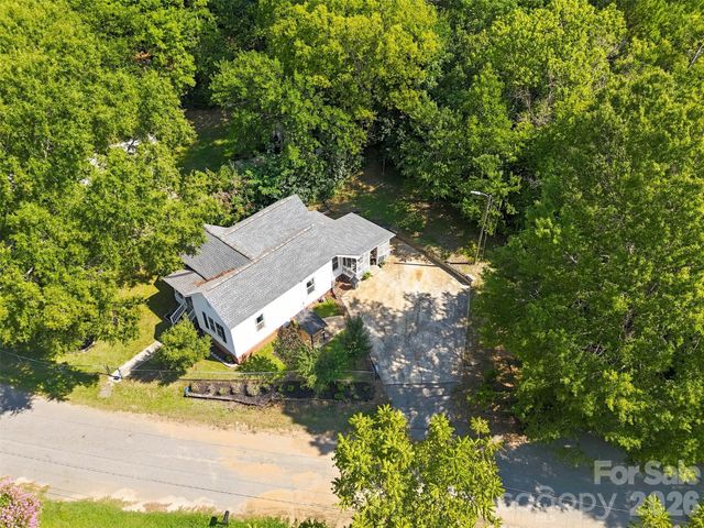 1143 9th Street, Lancaster, SC 29720