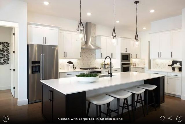 138 Brown Thrasher PASS, Kyle, TX 78640