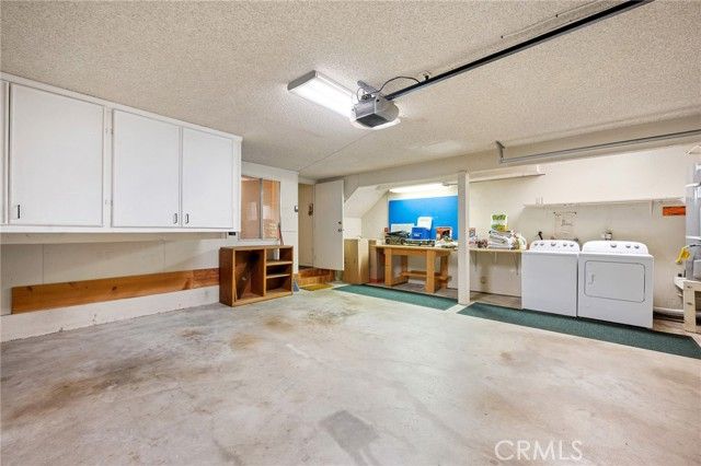 9555 Via Venezia, Burbank, CA 91504