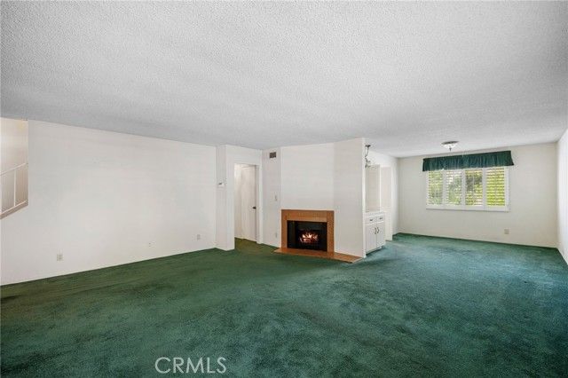 9555 Via Venezia, Burbank, CA 91504