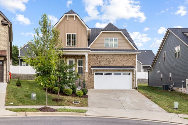 904 Chick Ct, Brentwood, TN 37027