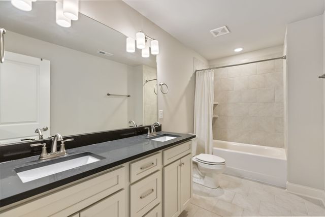 904 Chick Ct, Brentwood, TN 37027