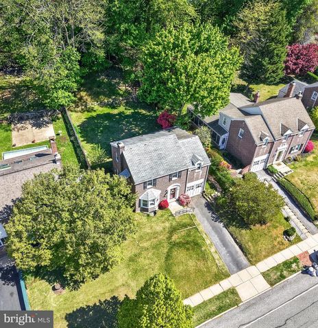 1564 BURMONT RD, Havertown, PA 19083