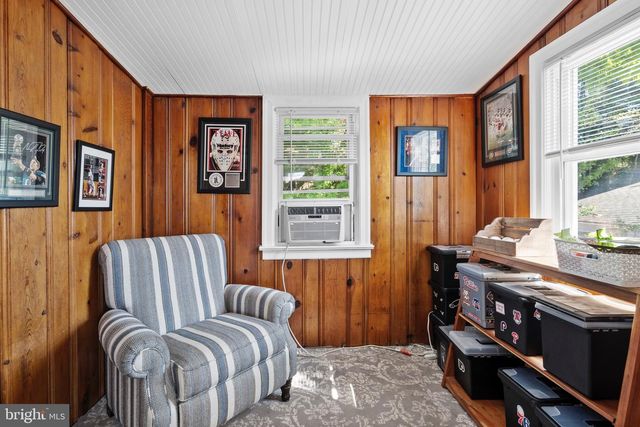 1564 BURMONT RD, Havertown, PA 19083