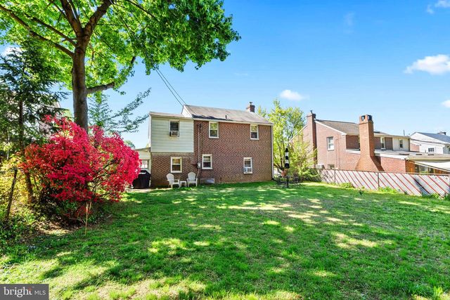 1564 BURMONT RD, Havertown, PA 19083