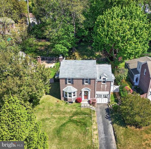 1564 BURMONT RD, Havertown, PA 19083