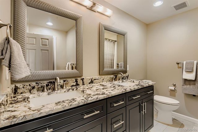 6490 S Heritage Place, Centennial, CO 80111