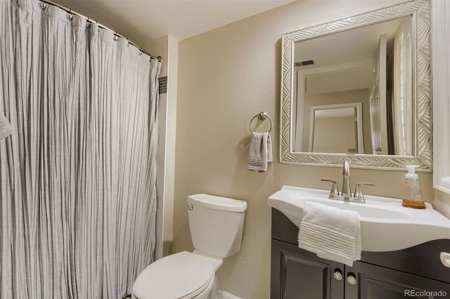 6490 S Heritage Place, Centennial, CO 80111