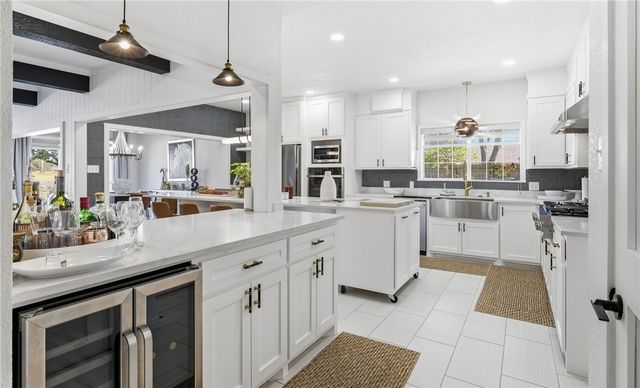 6418 Long Meadow Dr, Corpus Christi, TX 78413