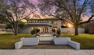 6418 Long Meadow Dr, Corpus Christi, TX 78413