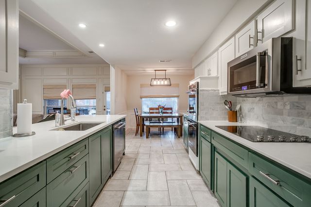 1804 Longbranch Court, Arlington, TX 76012