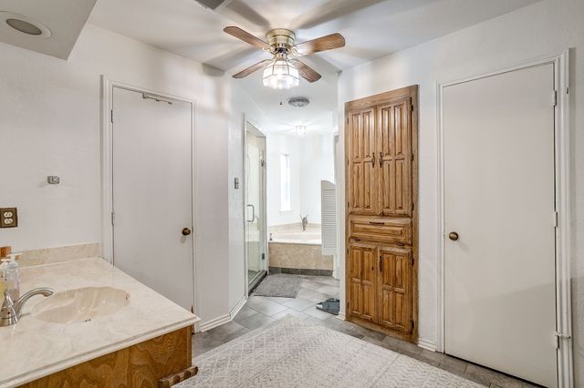 1804 Longbranch Court, Arlington, TX 76012