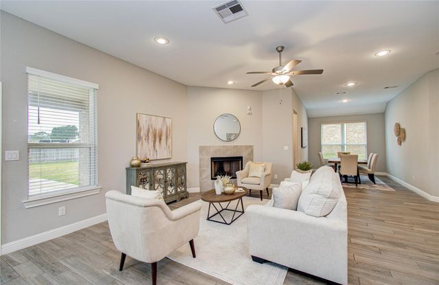 19029 Villa Lane, Montgomery, TX 77356