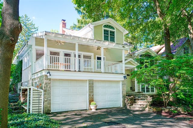 648 Sunset Lane, East Lansing, MI 48823
