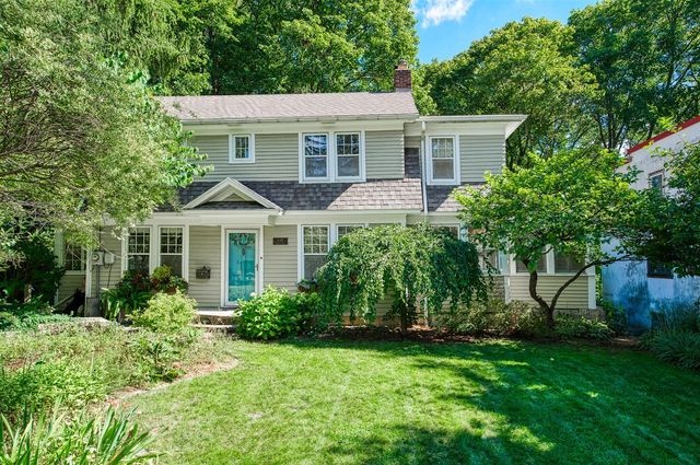 648 Sunset Lane, East Lansing, MI 48823
