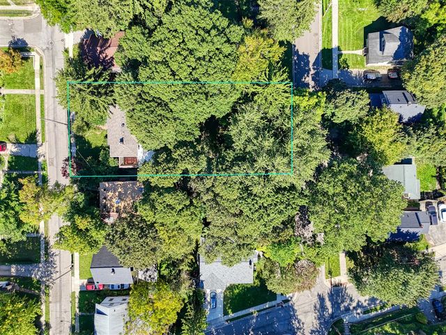 648 Sunset Lane, East Lansing, MI 48823