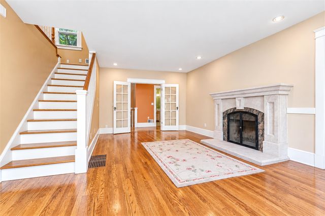 648 Sunset Lane, East Lansing, MI 48823