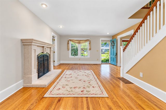 648 Sunset Lane, East Lansing, MI 48823
