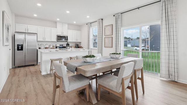 9 Dahlia Court, Bayville, NJ 08721