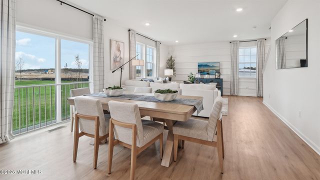 9 Dahlia Court, Bayville, NJ 08721