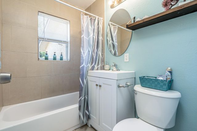1601 NW 3rd Lane, Boynton Beach, FL 33435