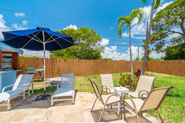 1601 NW 3rd Lane, Boynton Beach, FL 33435