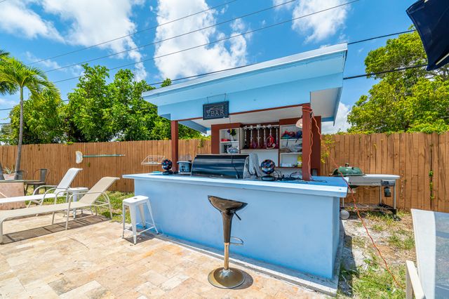 1601 NW 3rd Lane, Boynton Beach, FL 33435