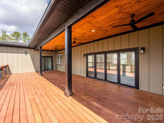 2003 Plain Field Drive, Bessemer City, NC 28016