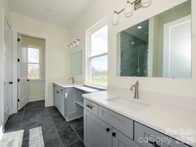 2003 Plain Field Drive, Bessemer City, NC 28016