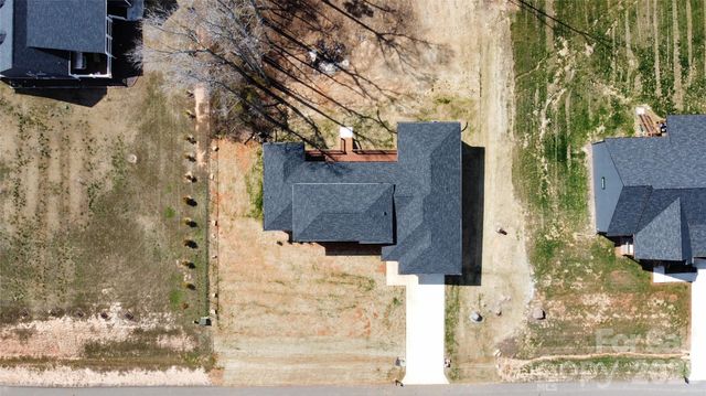 2003 Plain Field Drive, Bessemer City, NC 28016