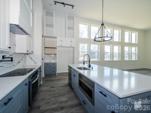 2003 Plain Field Drive, Bessemer City, NC 28016