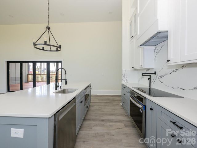 2003 Plain Field Drive, Bessemer City, NC 28016