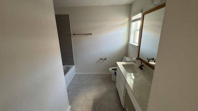 12422 Seybold Cove Drive, Houston, TX 77044