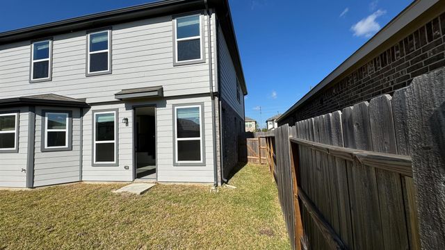 12422 Seybold Cove Drive, Houston, TX 77044