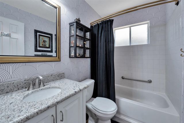 116 W White Willow Circle, The Woodlands, TX 77381