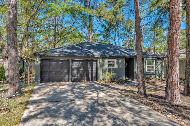 116 W White Willow Circle, The Woodlands, TX 77381