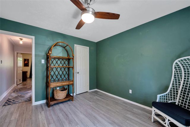 116 W White Willow Circle, The Woodlands, TX 77381