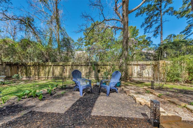 116 W White Willow Circle, The Woodlands, TX 77381