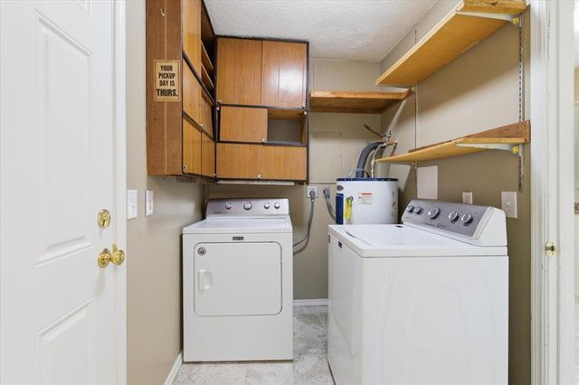 4809 S Park Vista Drive, Del City, OK 73115