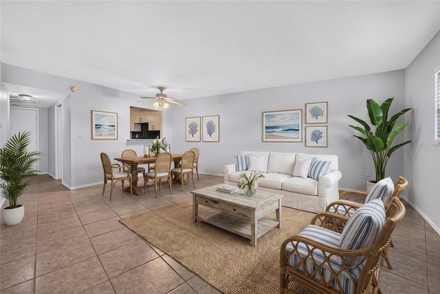 245 CENTER ROAD 109, Venice, FL 34285