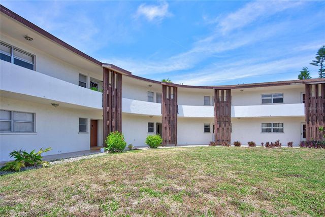 245 CENTER ROAD 109, Venice, FL 34285