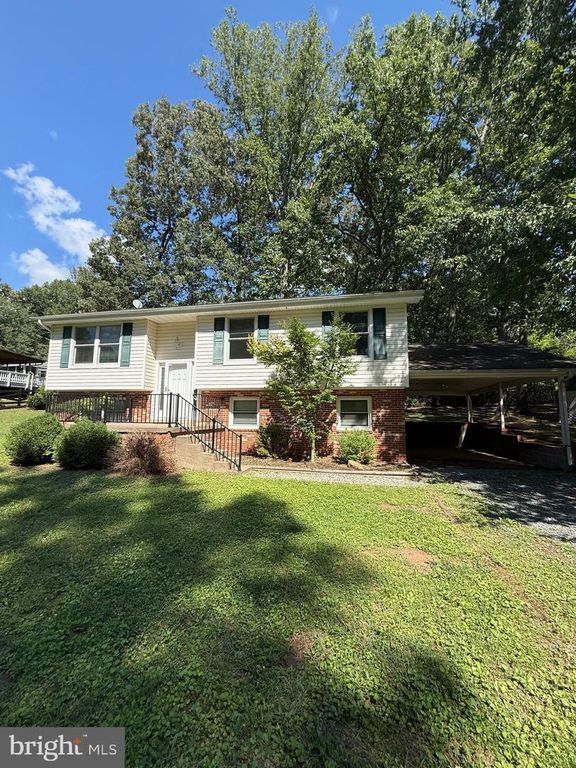198 VAN HORN LN, Stafford, VA 22556