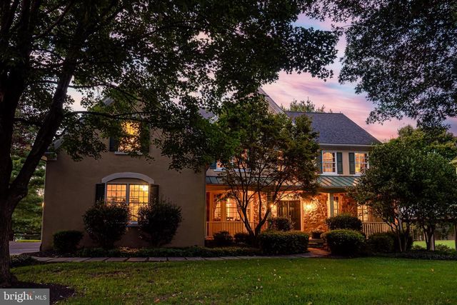 111 SAINT ANDREWS DR, Avondale, PA 19311