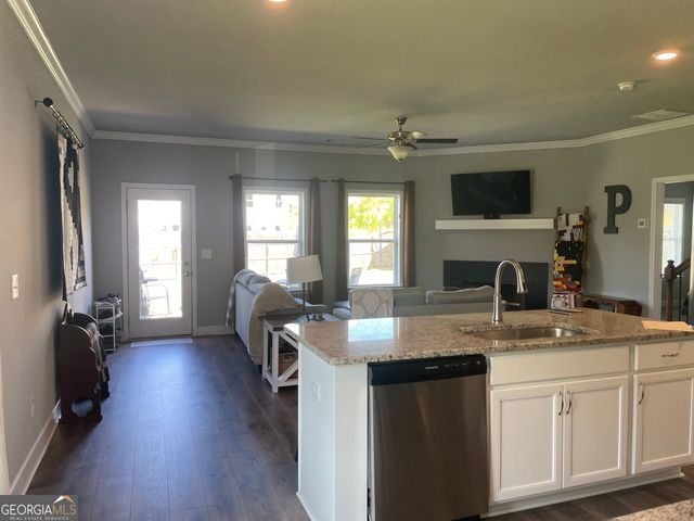 716 Westcrest Lane, Cornelia, GA 30531