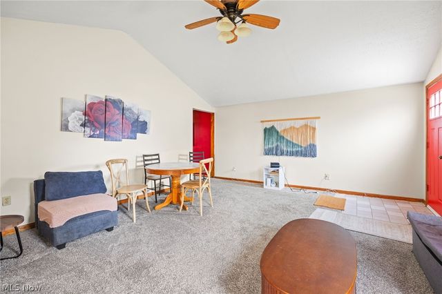 700 Viewpoint Avenue, Cuyahoga Falls, OH 44221