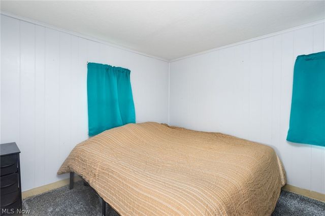 700 Viewpoint Avenue, Cuyahoga Falls, OH 44221