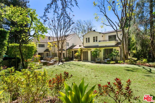 11982 Brentridge Lane, Los Angeles, CA 90049